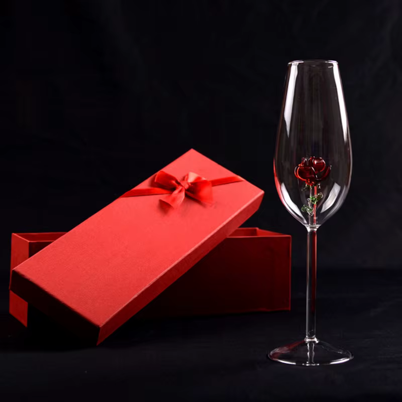 Verre à Champagne en Clip avec Rose à l'Intérieur