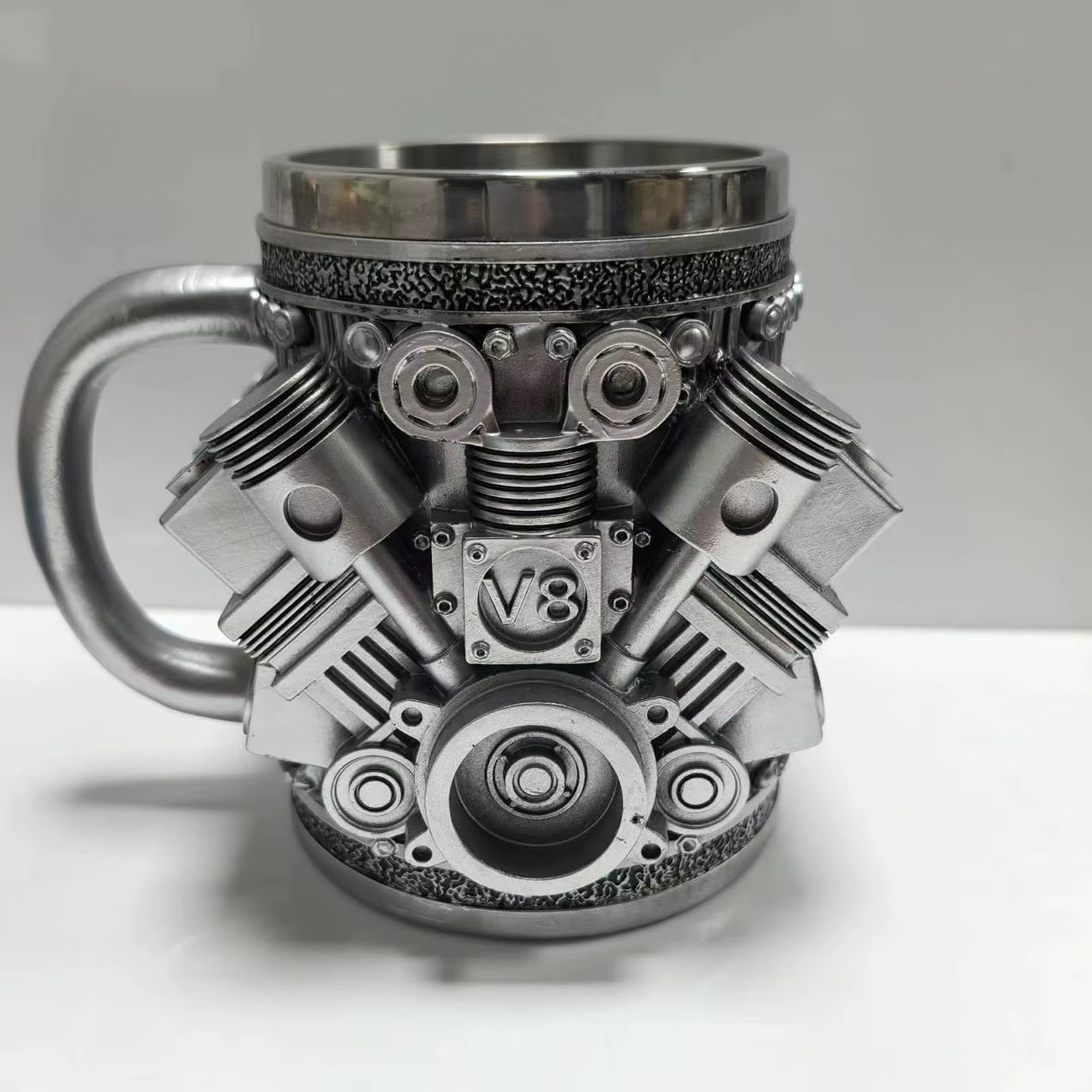 Tasse en acier inoxydable V8 et V6