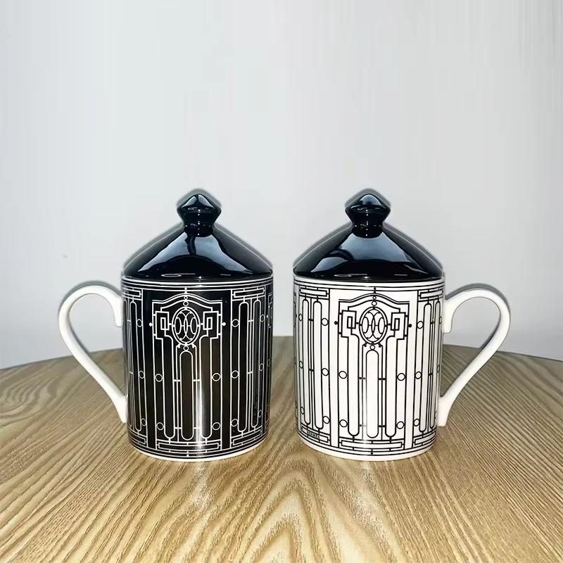 Tasse d'amoureux en céramique créative