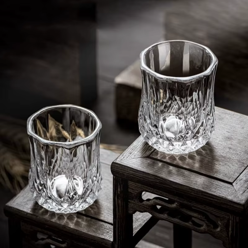 Verre à whisky en forme de rhum