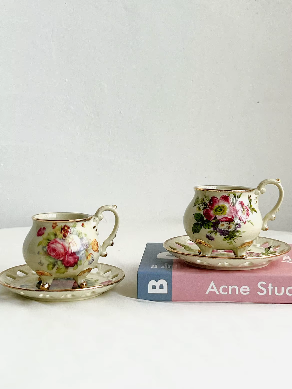 Tasse florale à quatre pattes de style cour rétro
