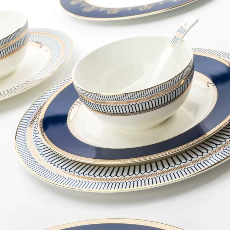Assiettes de luxe en porcelaine fine