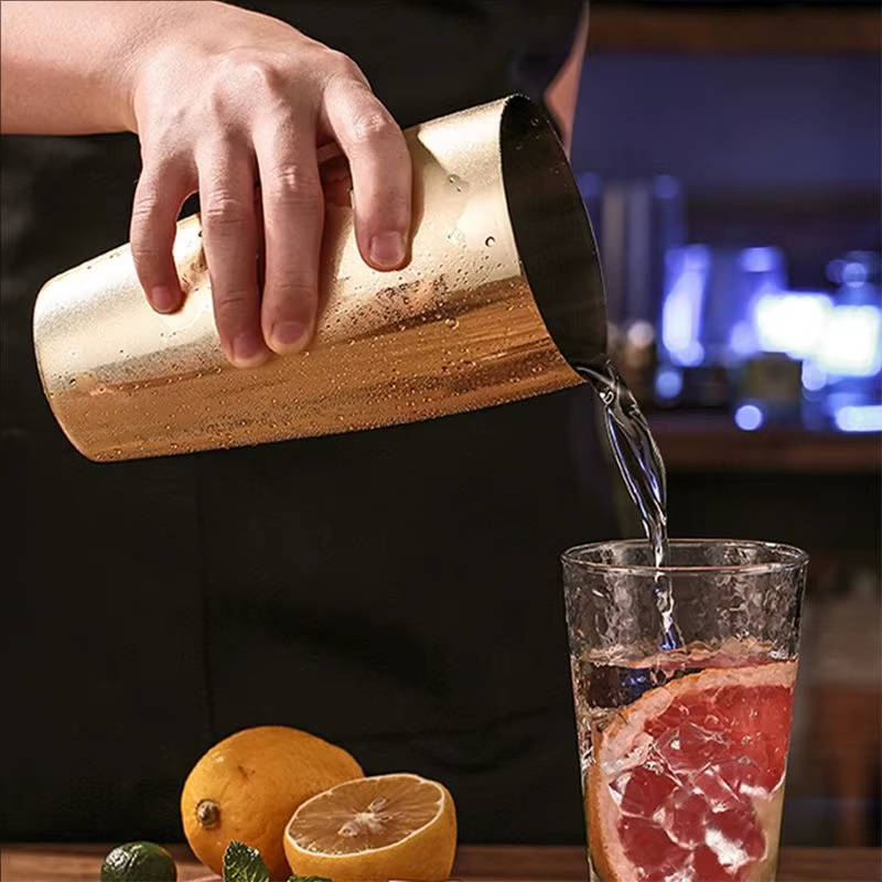 Shaker à cocktails avec mélangeur en acier inoxydable 750/550 ml