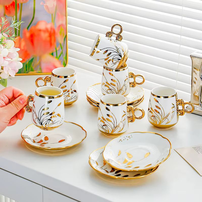 Ensemble de tasses à café en céramique