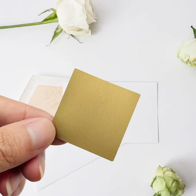 Autocollants à gratter pour cartes de récompense, pelliculés, gris, argent, or, étiquettes à gratter, bons de réduction DIY, film à gratter pour cartes à rayures