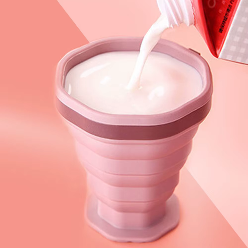 Tasse à café pliante avec couvercle