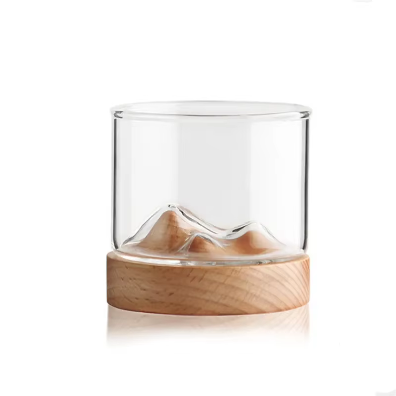 Verre à whisky de montagne avec Base en bois