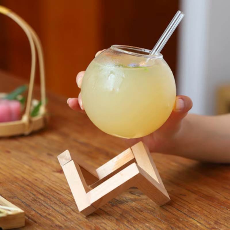 Tasse en verre sphérique créative avec support en bois