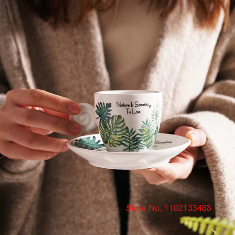 Ensemble tasse à café et soucoupe en céramique de 90ml