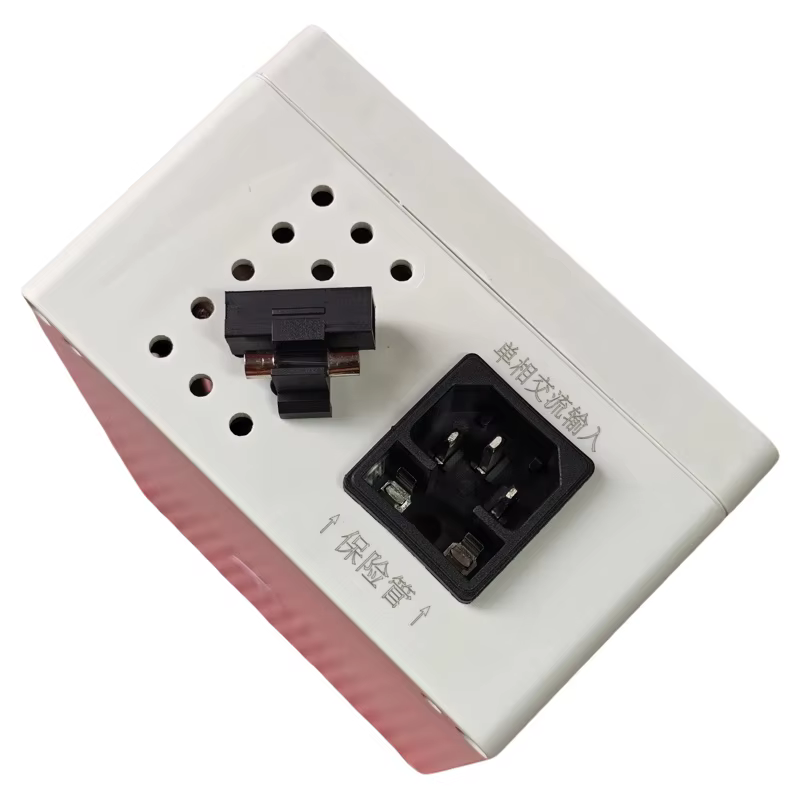 Réparation d'appareils électroménagers, Réparation de circuits électriques, Prévention des courts-circuits, Déclenchement des disjoncteurs, Réparation d'électroménager