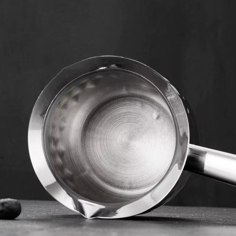 Cafetière à lait en acier inoxydable avec longue poignée