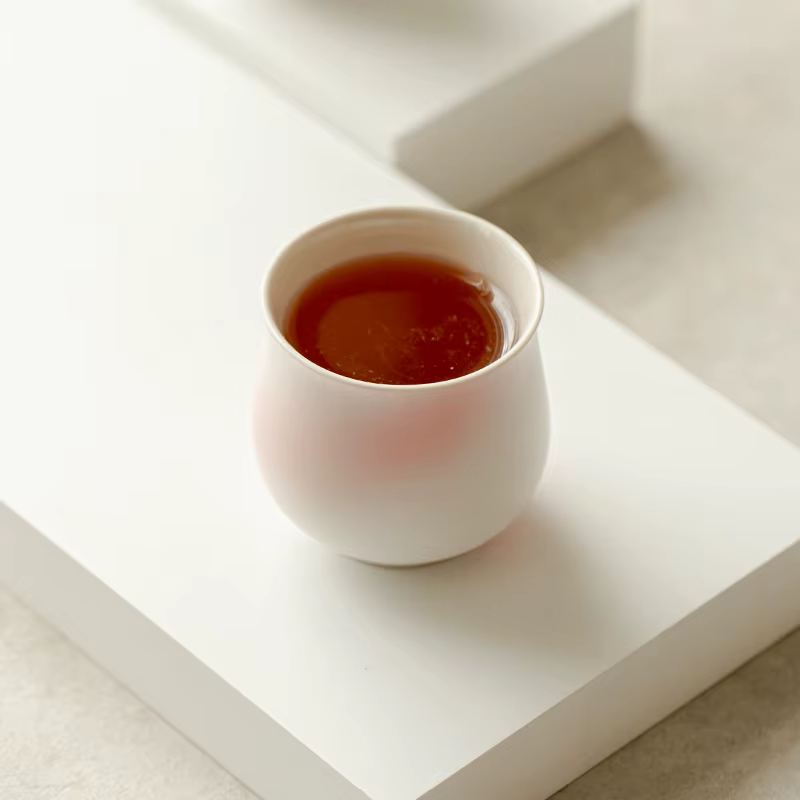 Tasse d'arôme de café goutte à goutte manuelle