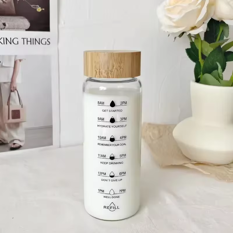 Bouteille d'eau en verre de grande capacité
