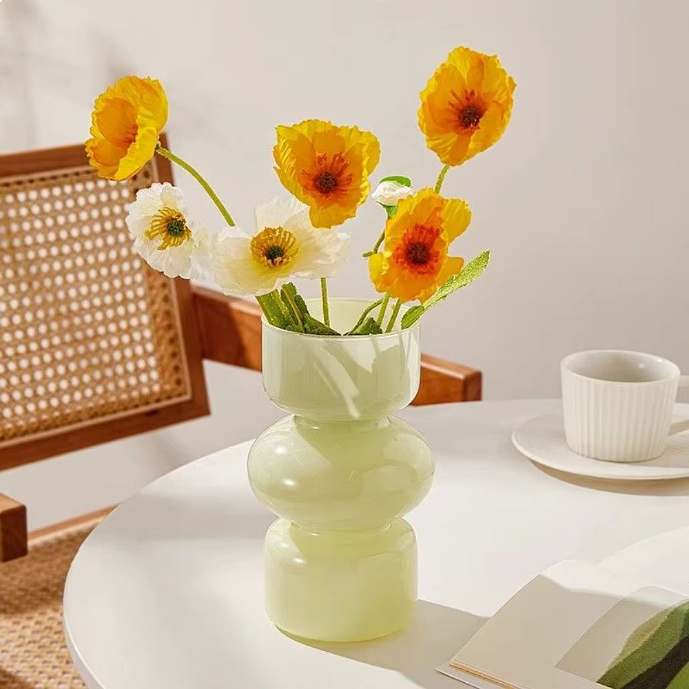 Vase en verre de style rétro européen