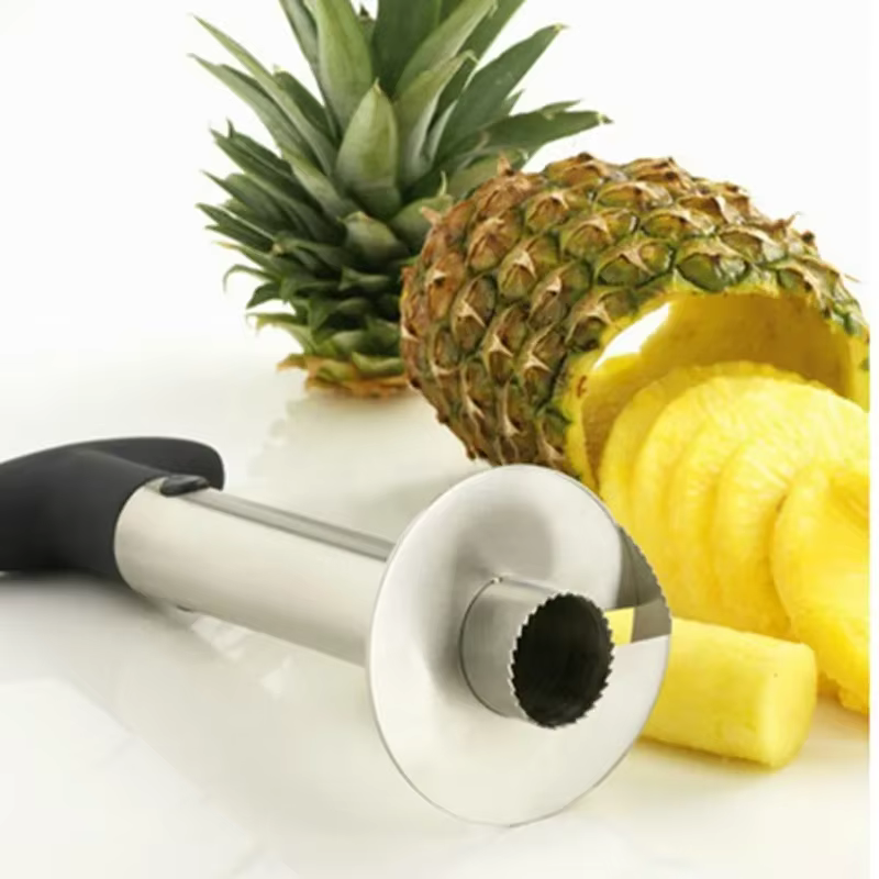 Trancheur d'ananas, éplucheur
