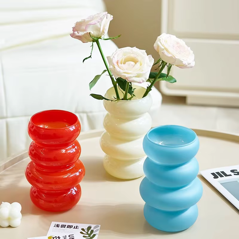 Vase en spirale en verre