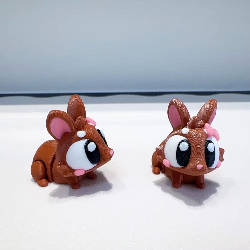 Modèle d'œuf de lapin et de lapin coloré