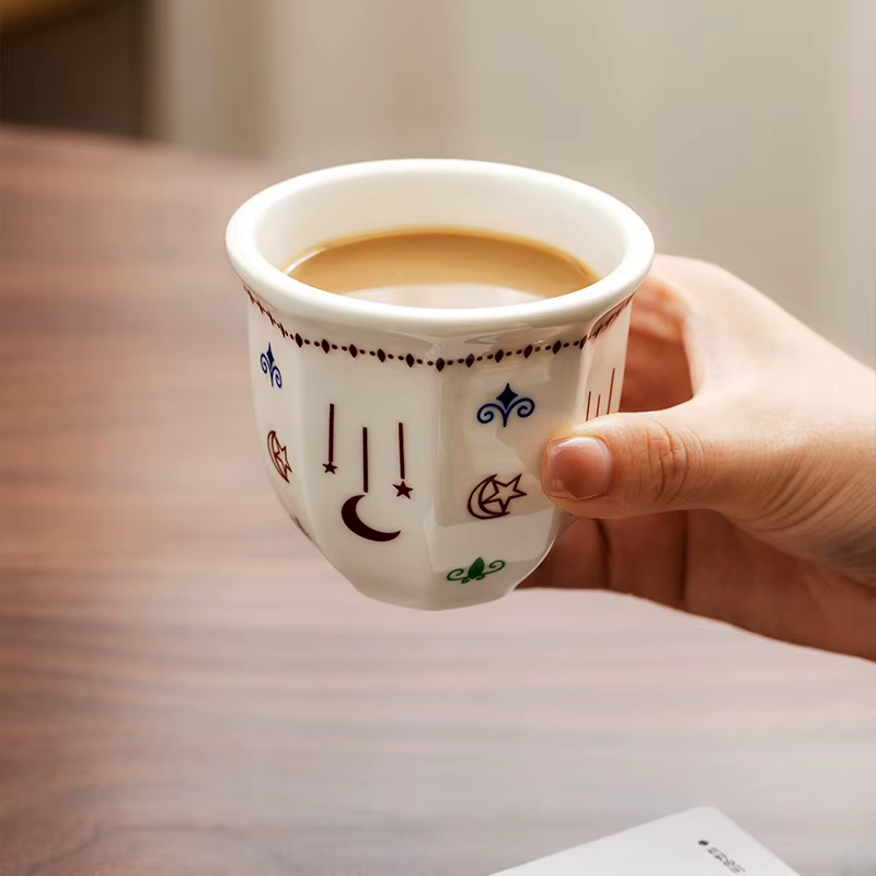 Tasse à café en céramique en forme d'étoile et de lune