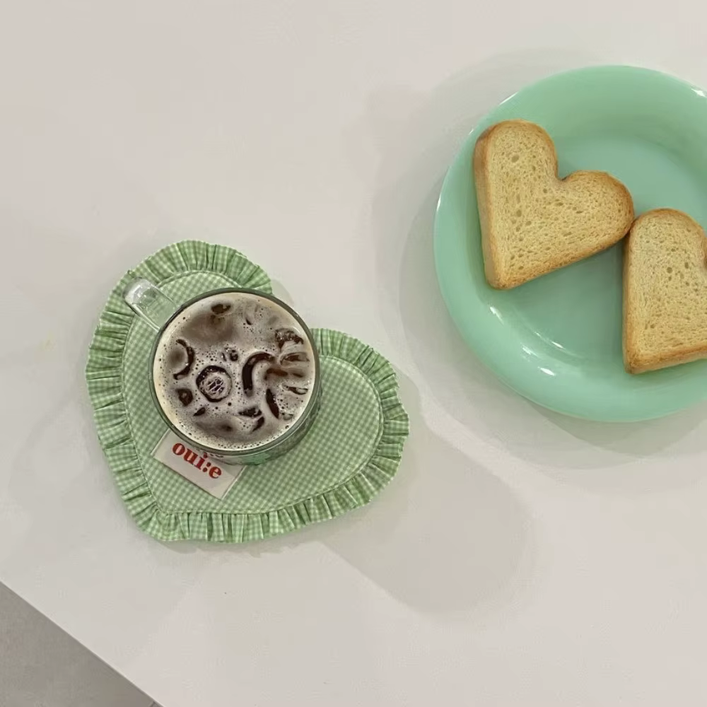 Nouveaux sets de table en forme de cœur