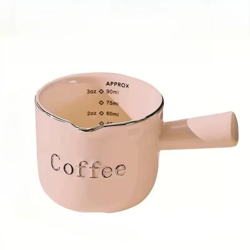 Petite tasse à lait en céramique pour café expresso avec échelle graduée