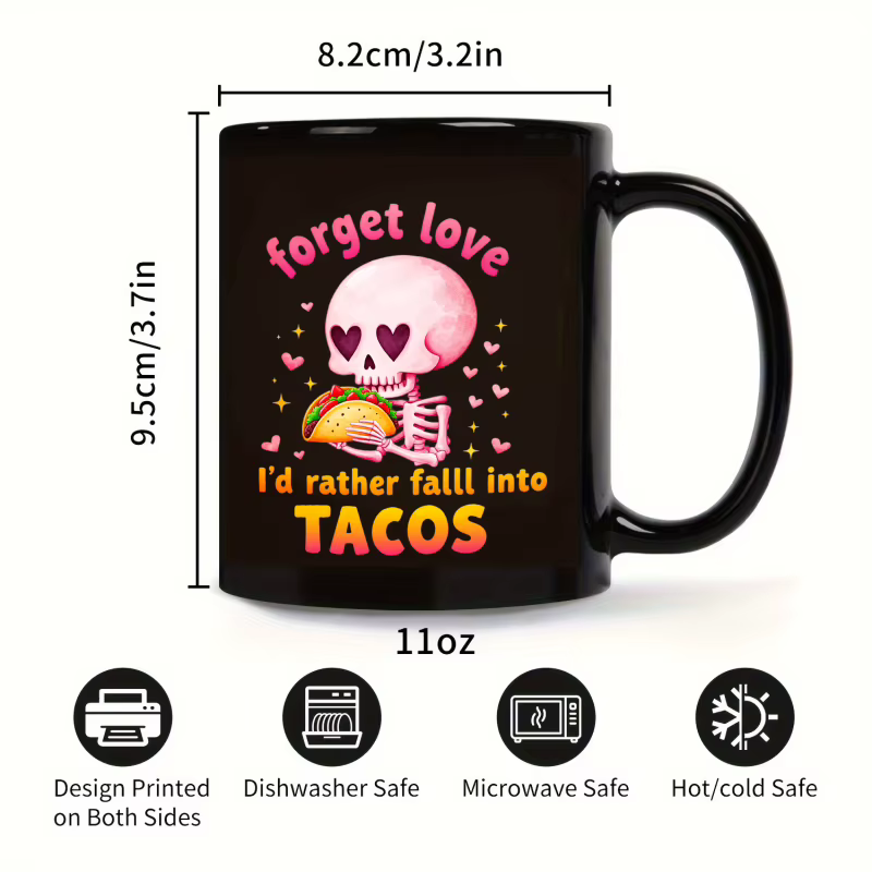 Une tasse en céramique noire avec un motif de torpille de crâne rose et le texte "Oufrez sur l'amour