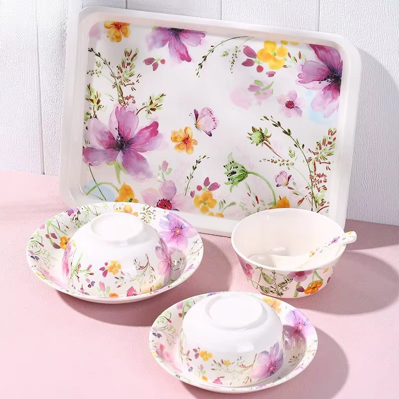 Ensemble de vaisselle en mélamine