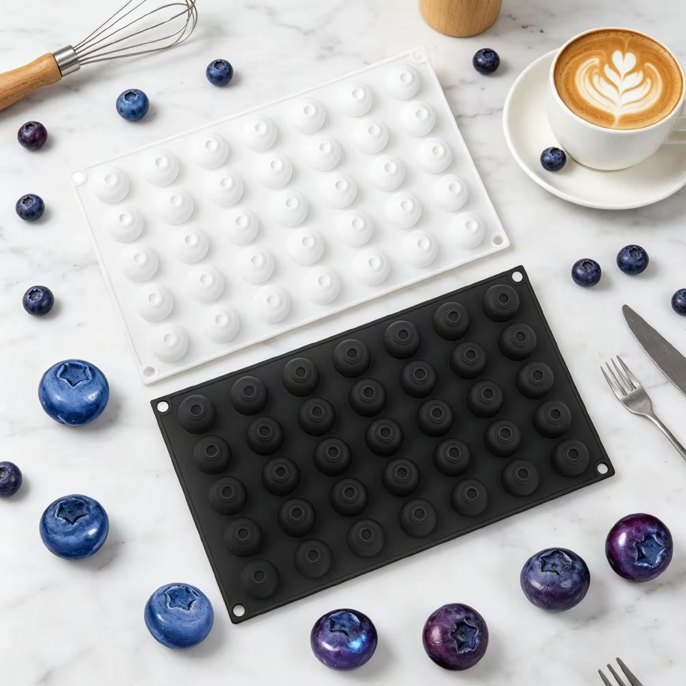 Moule en silicone à 35 cavités en forme de myrtille pour faire des gâteaux mousse
