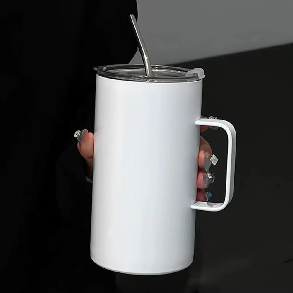 Tasse à café isolée avec couvercles
