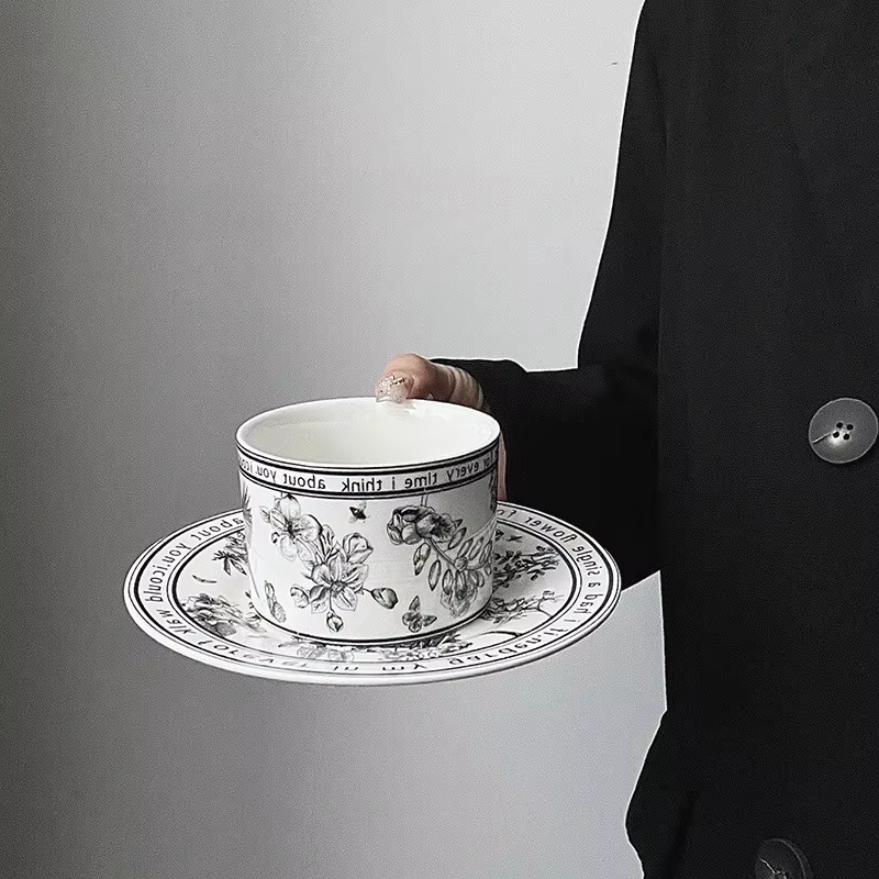 Ensemble de tasses à café rétro français noir et blanc