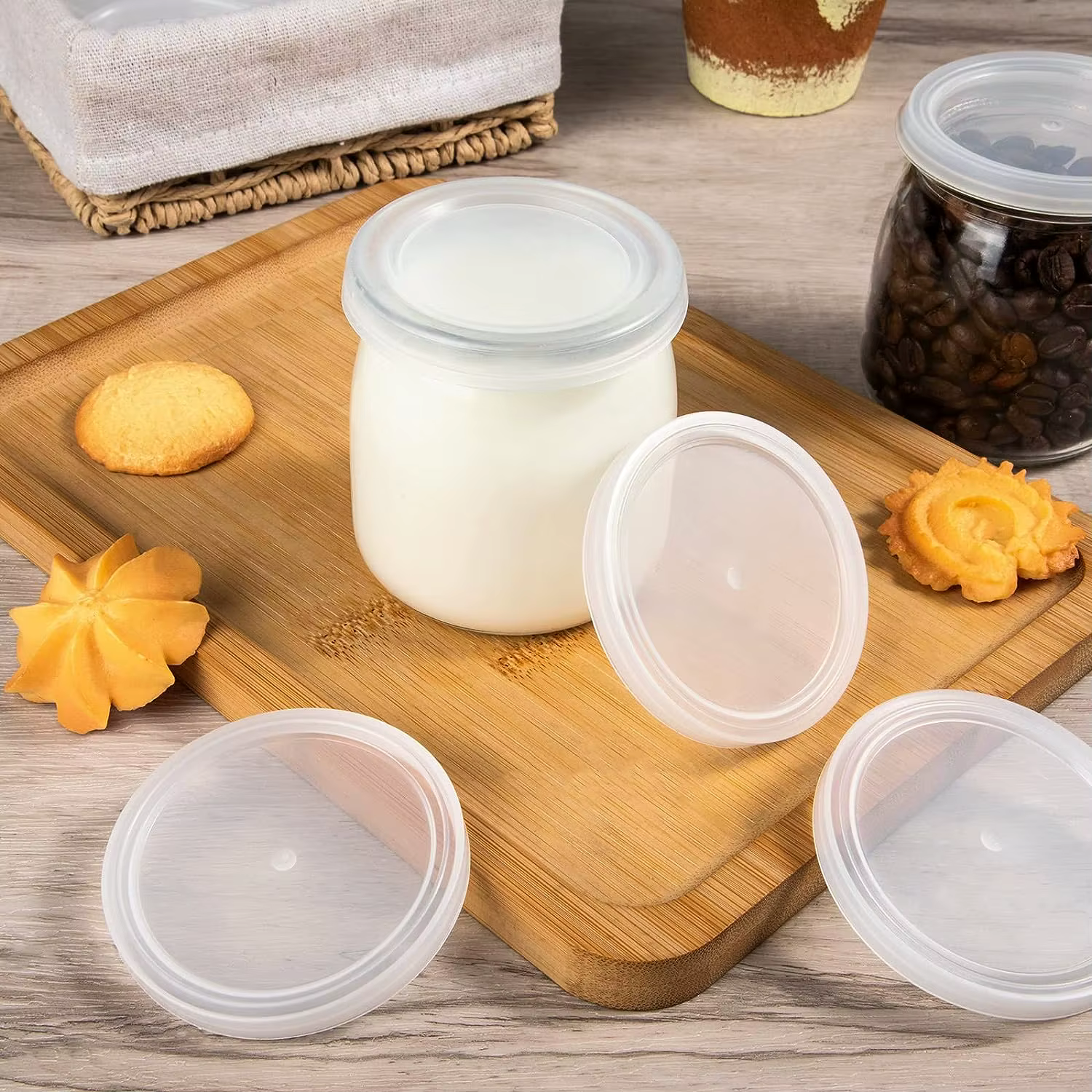 Pots en verre transparent de 4oz avec couvercles en PE