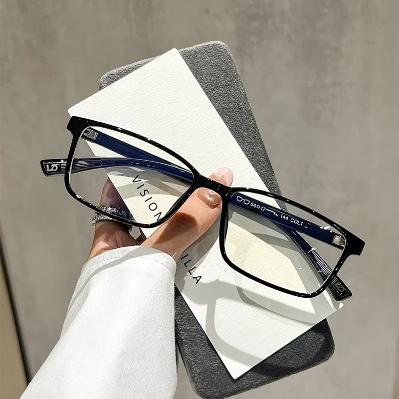 Lunettes ultralégères à petite monture carrée, unies, sens de la simplicité, lunettes d'affaires, mode HD, Anti-lumière bleue