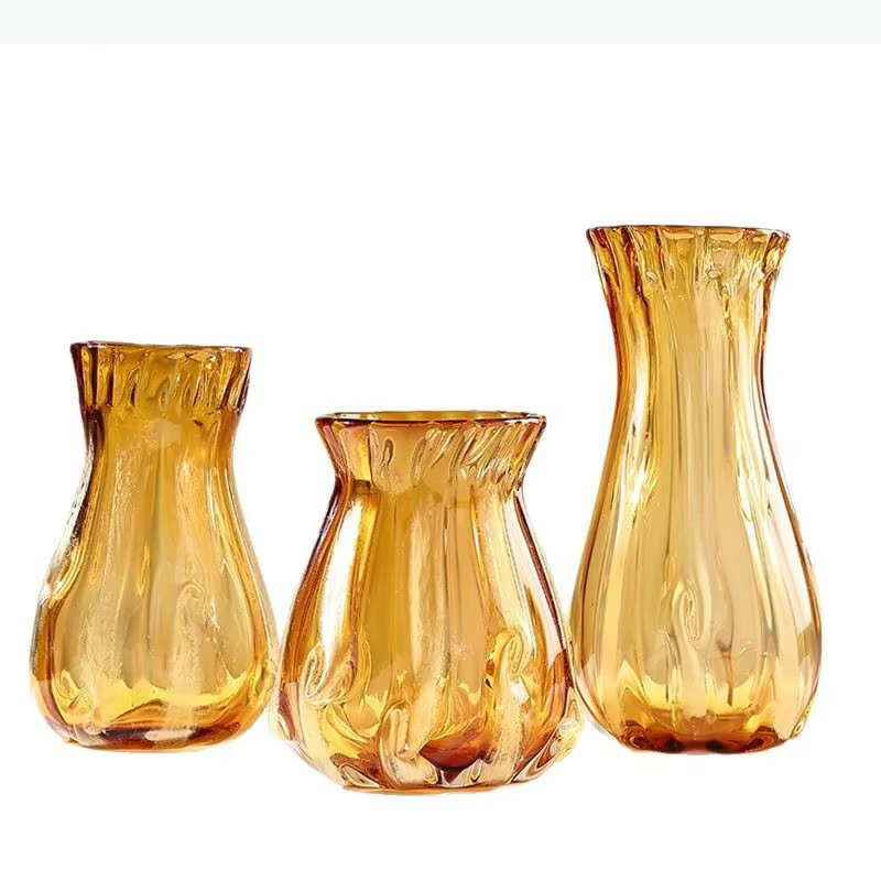 Vase en verre créatif couleur ambre