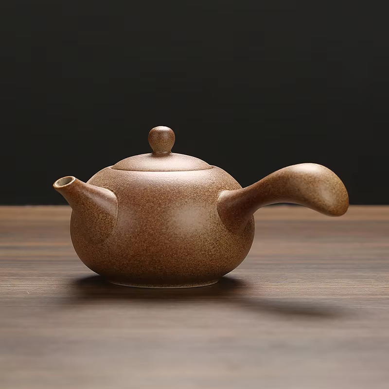 Théière en céramique de style japonais