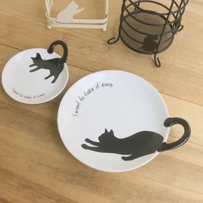 Assiette à dessert chat mignon pour le thé de l'après-midi