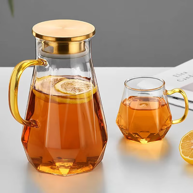 Bouteille d'eau en verre de grande capacité