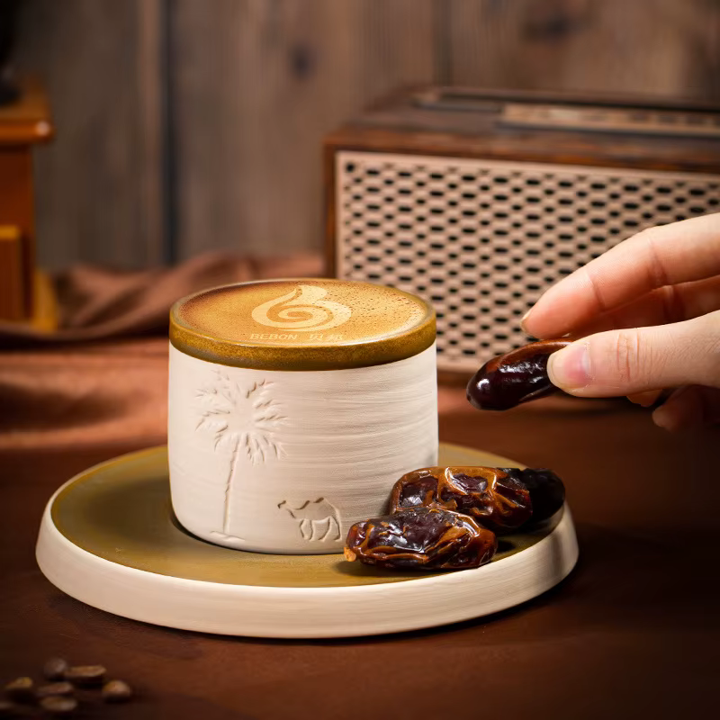 Tasse à expresso en grès du Moyen-Orient