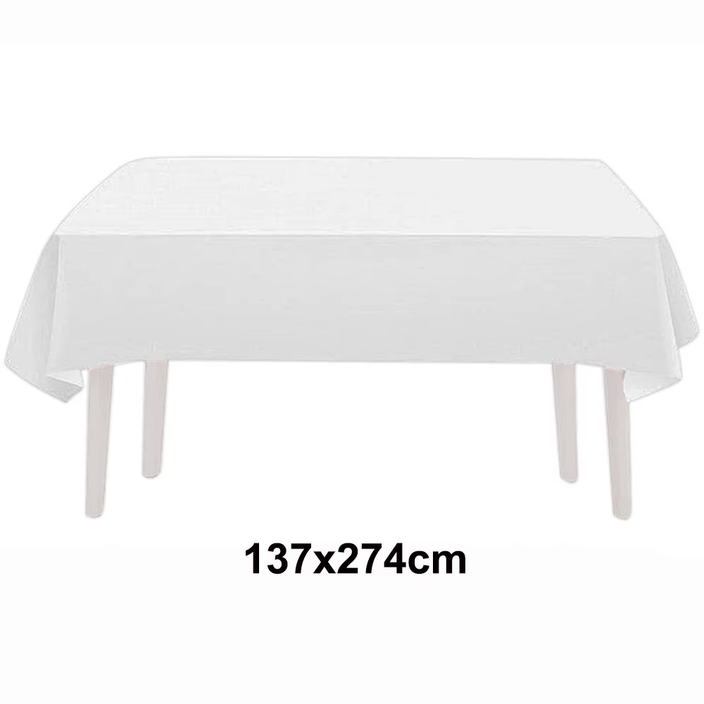 Ensemble de vaisselle jetable de couleur unie sur le thème blanc pur