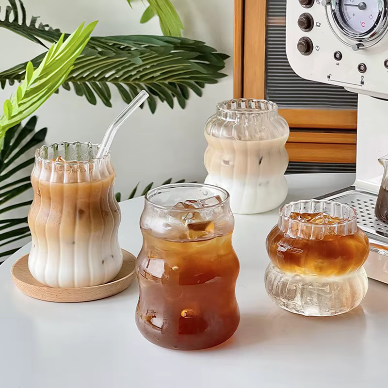 Verres à boire, Tasses à whisky