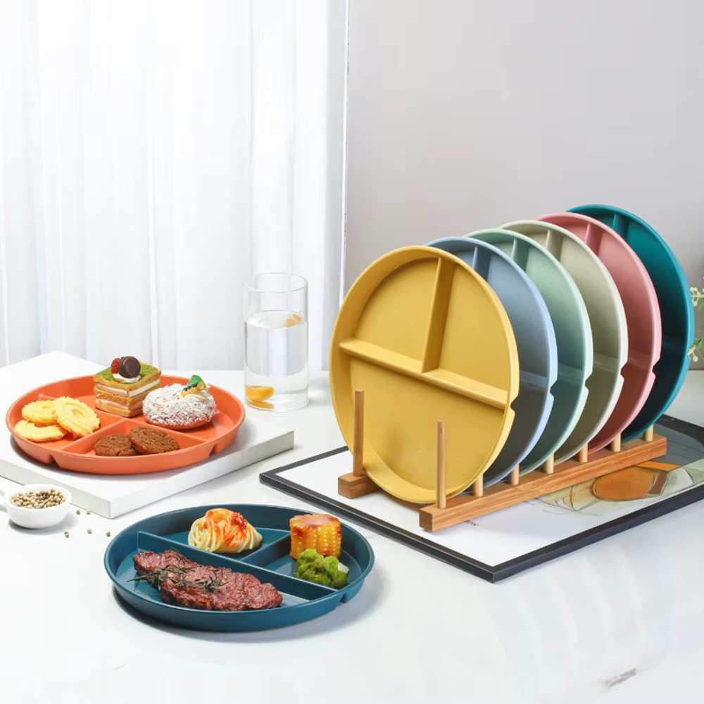 Assiette divisée à trois compartiments