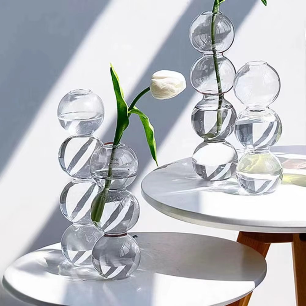 Vase en verre romantique