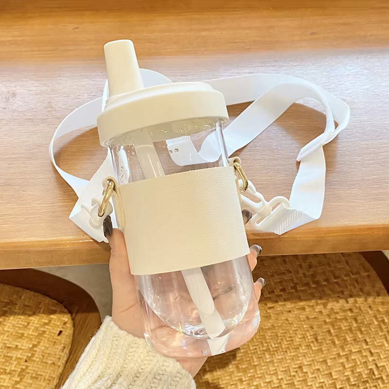 Poinbouteille d'eau en verre pour enfants