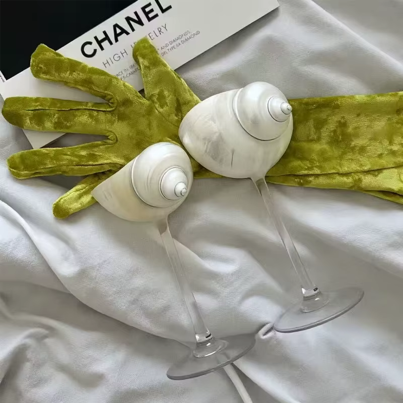 Flûte à champagne rétro 2026 en forme de coquille dorée, verre à cocktail artistique unique en métal fait main, pour bar à domicile et fêtes