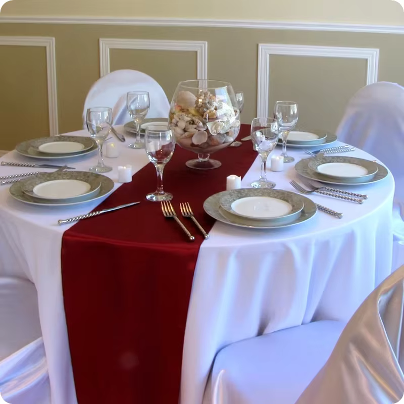 Chemin de Table en Satin Bordeaux pour Tables à Manger Rondes
