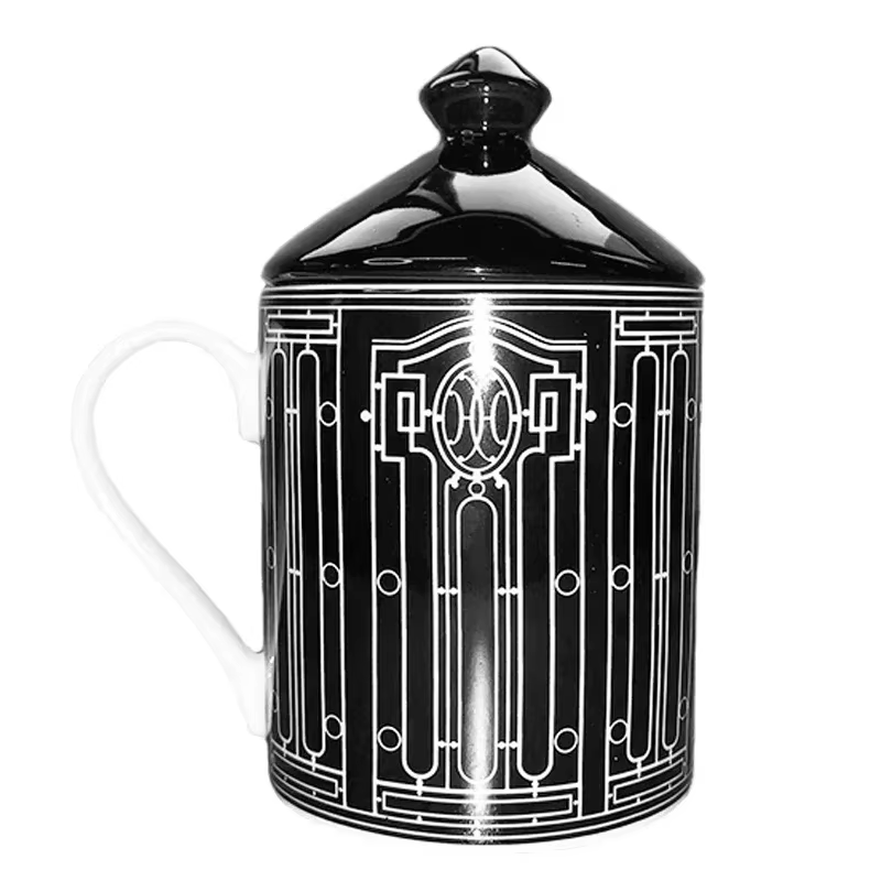 Tasse d'amoureux en céramique créative