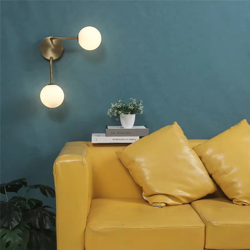 Applique murale boule de verre nordique, lampe de chevet de chambre à coucher, applique murale de fond de salon, éclairage intérieur LED avec ampoules boule blanche G9