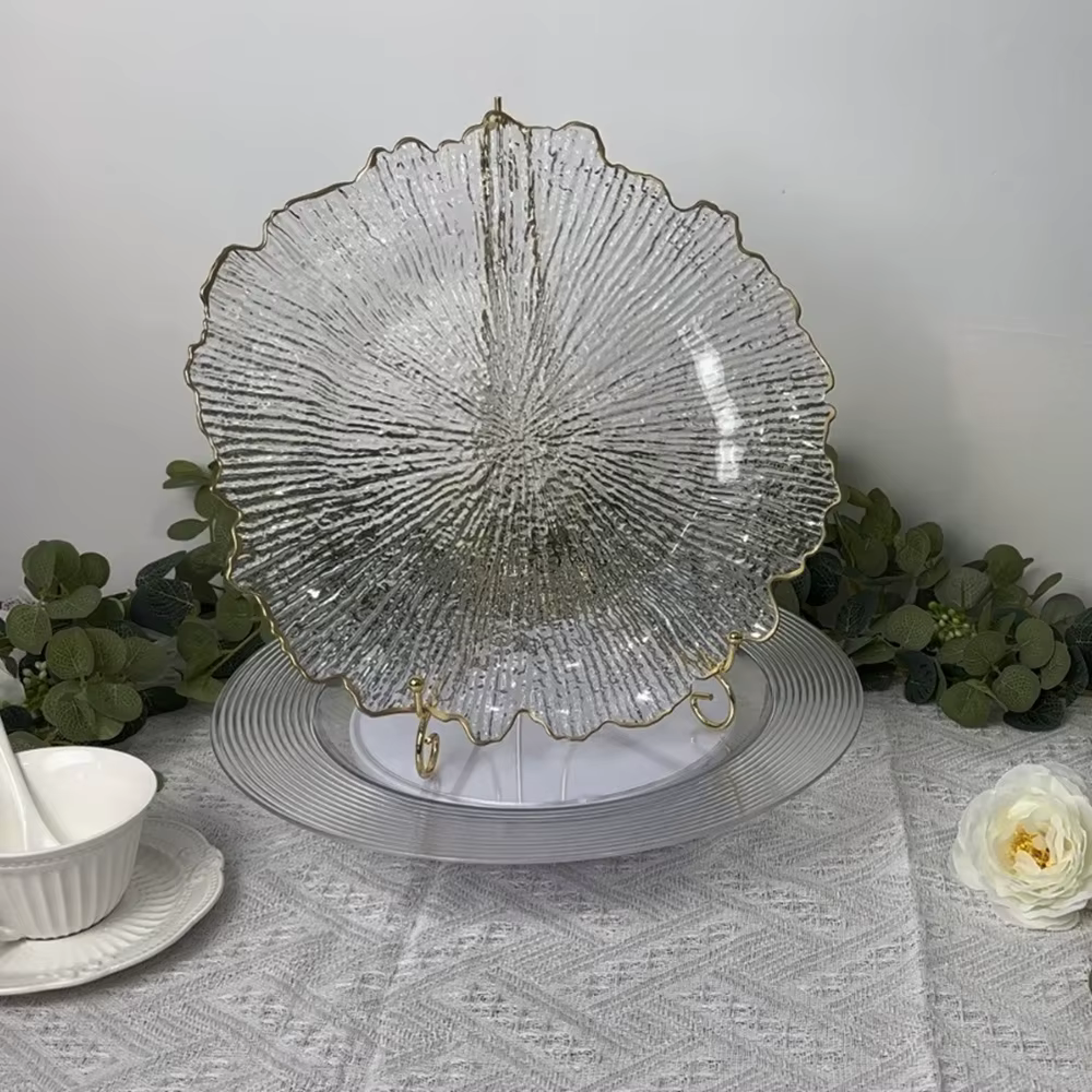 100 pièces de sous-assiettes transparentes décoratives de 33 cm pour la table