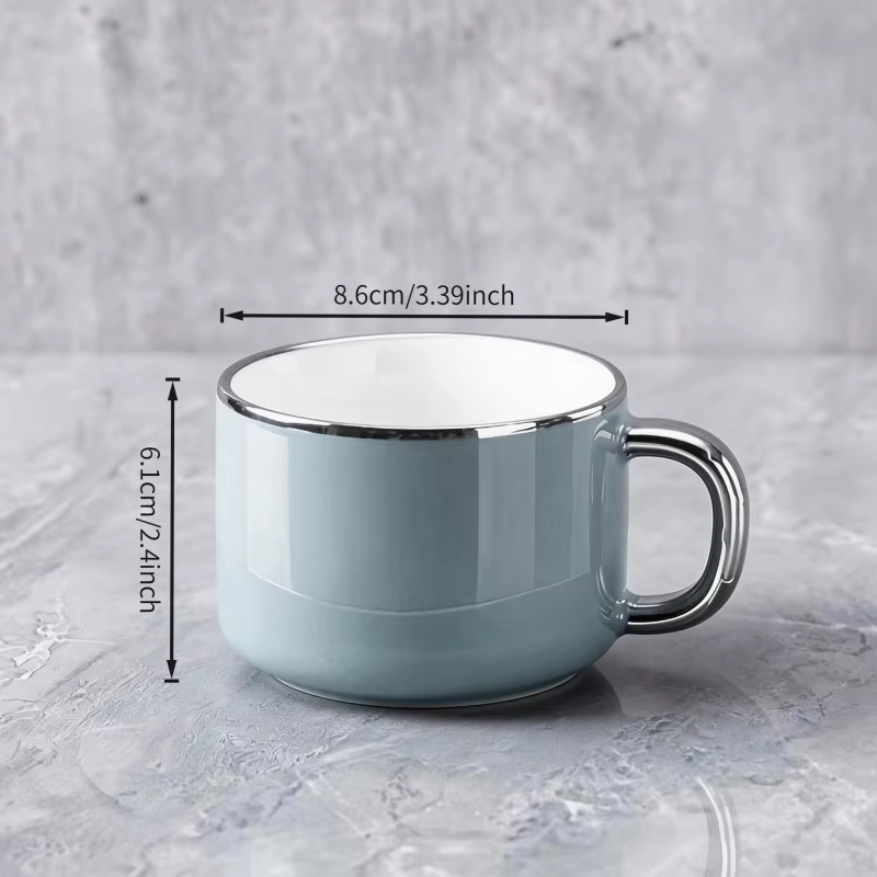 Tasse à café en céramique de 250 ml avec un élégant design à bord argenté