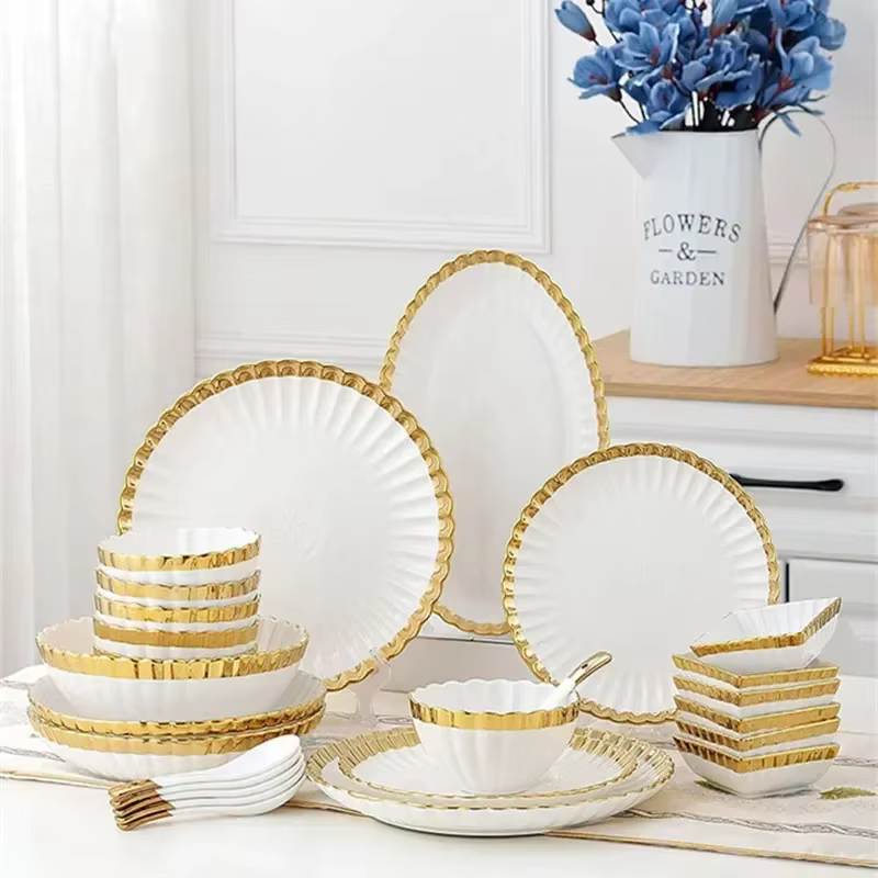 Assiettes en porcelaine blanche améliorée pour la nourriture