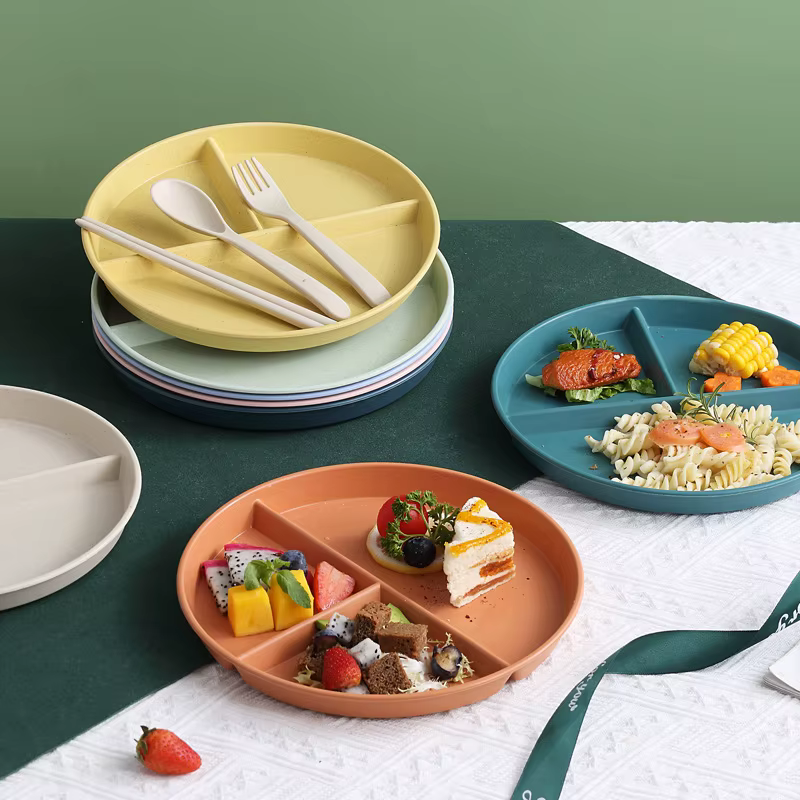 Assiette de petit-déjeuner divisée en 3 compartiments