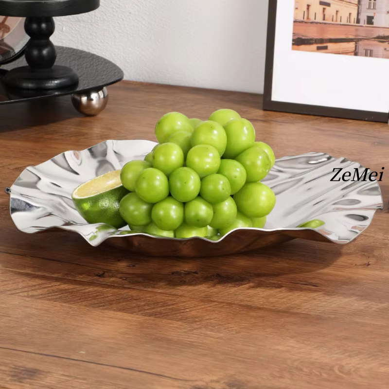 Assiette à fruits de style européen en forme de cercle avec des ondulations